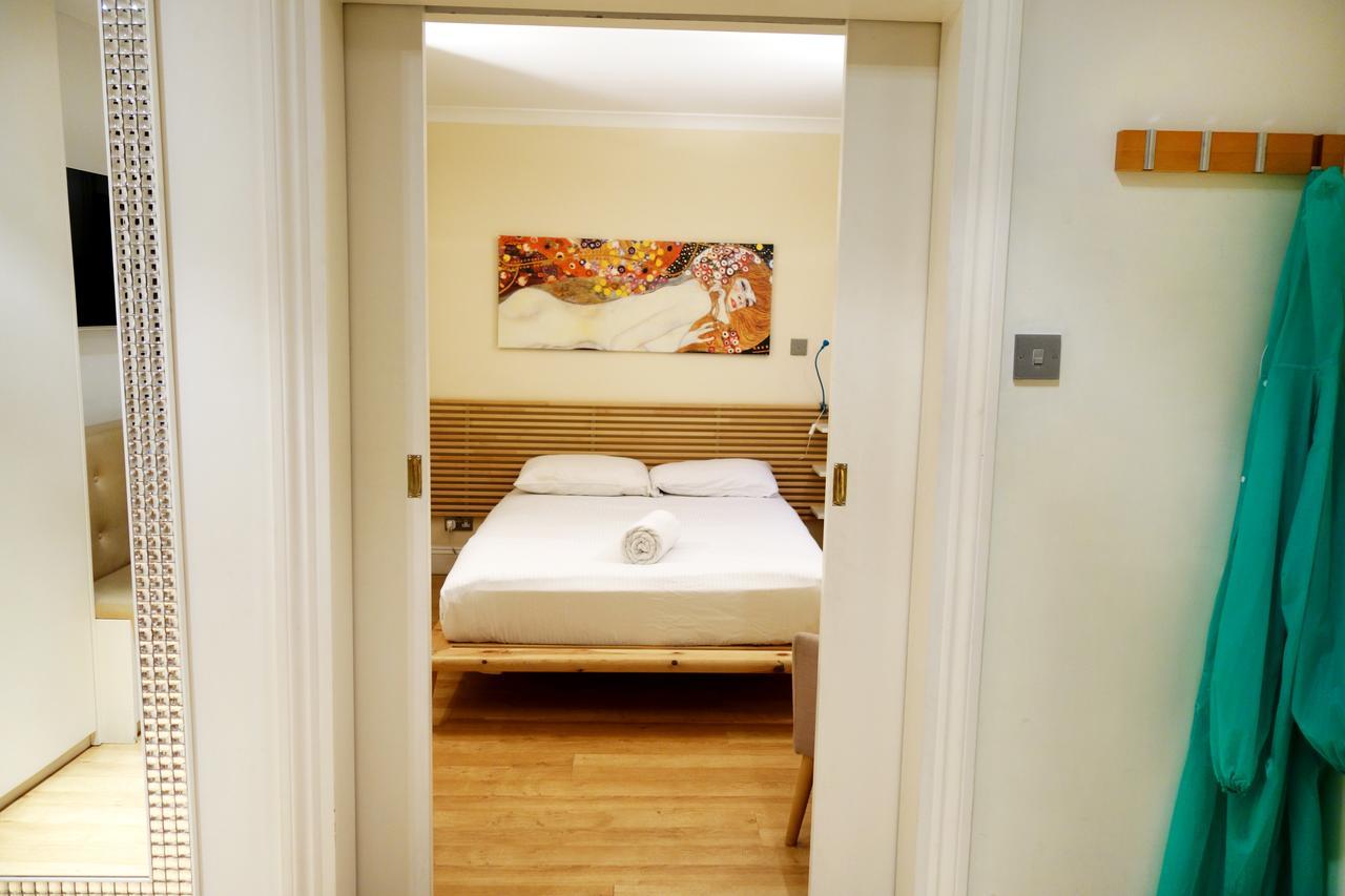 לונדון Notting Hill Gardens Apartments מראה חיצוני תמונה